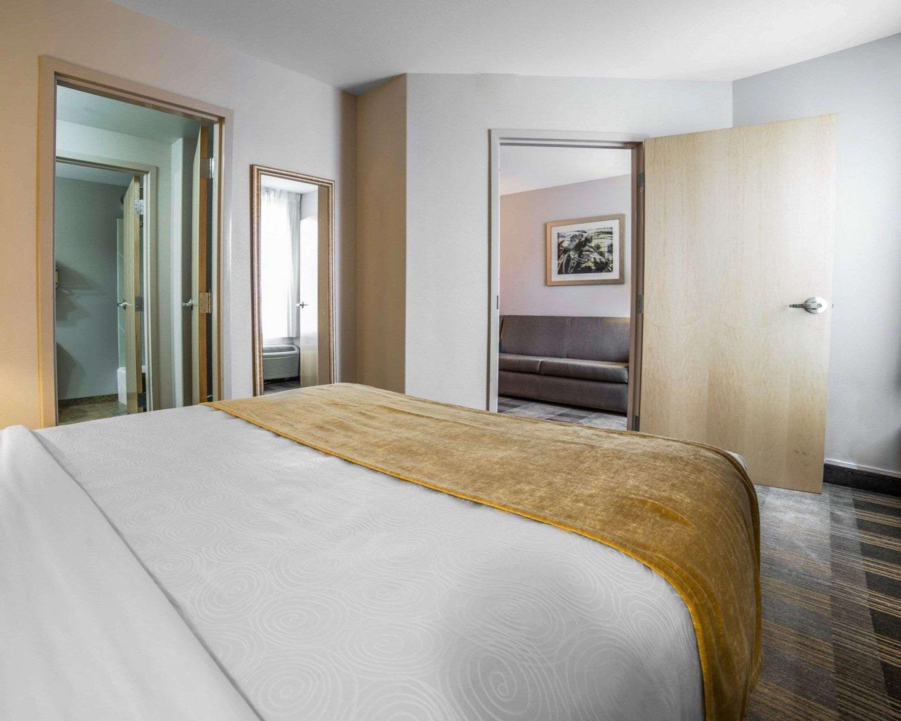 Mainstay Suites Каспер Экстерьер фото