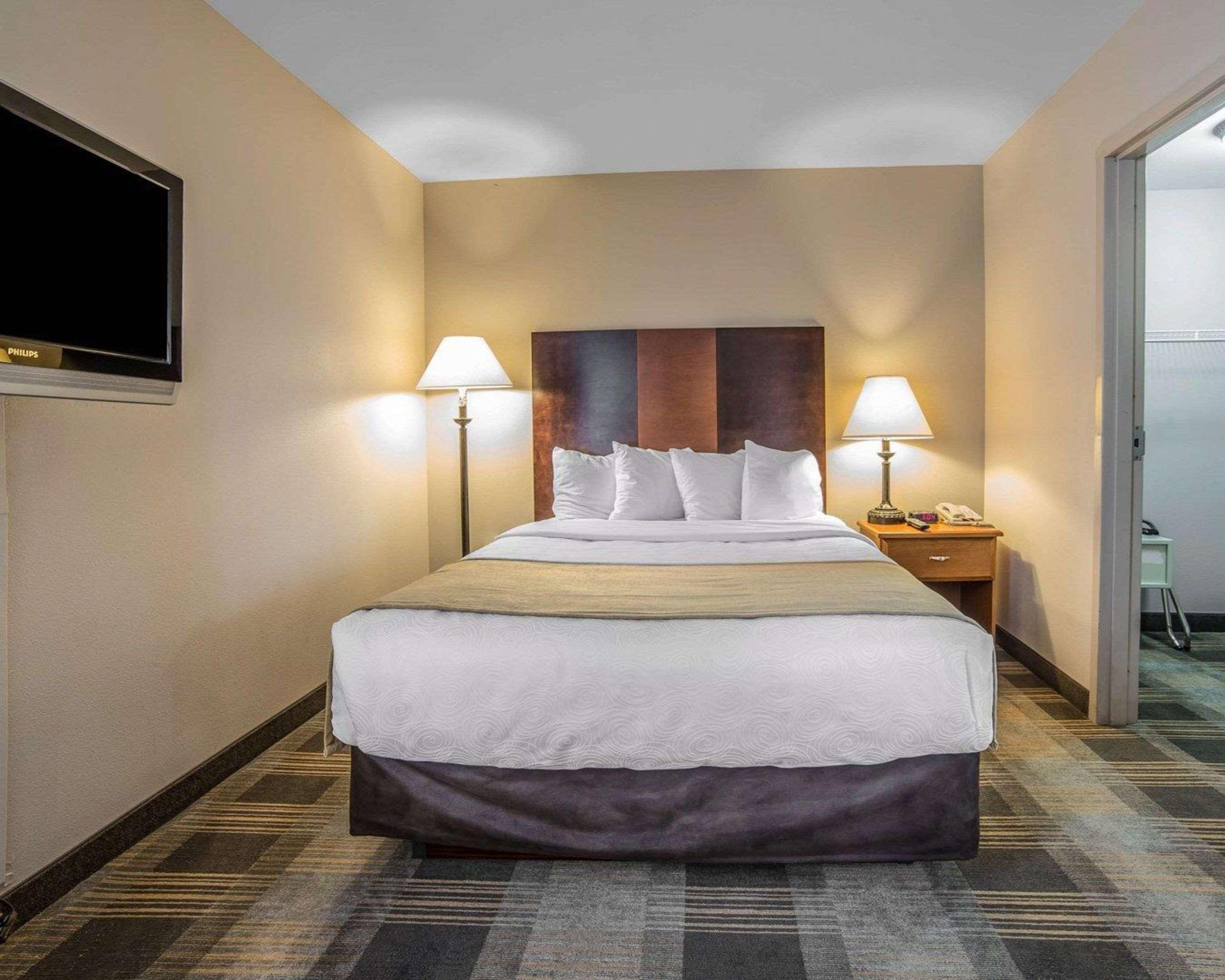 Mainstay Suites Каспер Экстерьер фото
